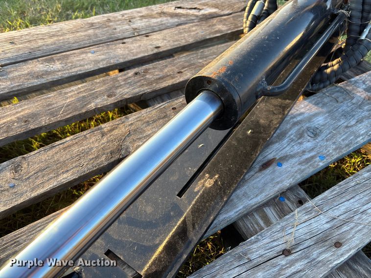 image for item EV3128 2024 GIYI excavator thumb