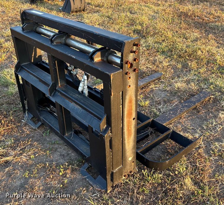 image for item EV3130 skid steer forks