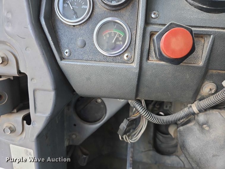 image for item FI0594 1997 Mack RD688S dump truck