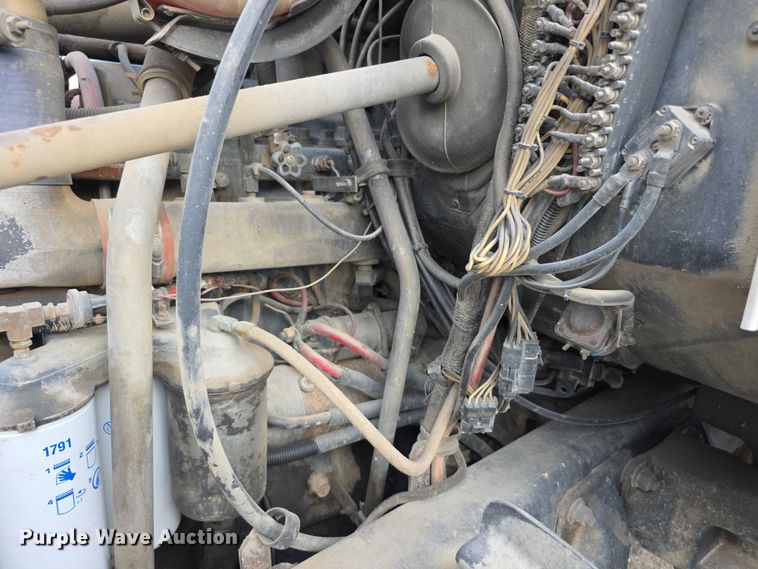 image for item FI0594 1997 Mack RD688S dump truck