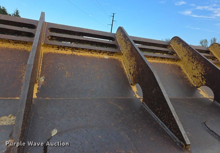 image for item FI0595 1997 Caterpillar 988F wheel loader