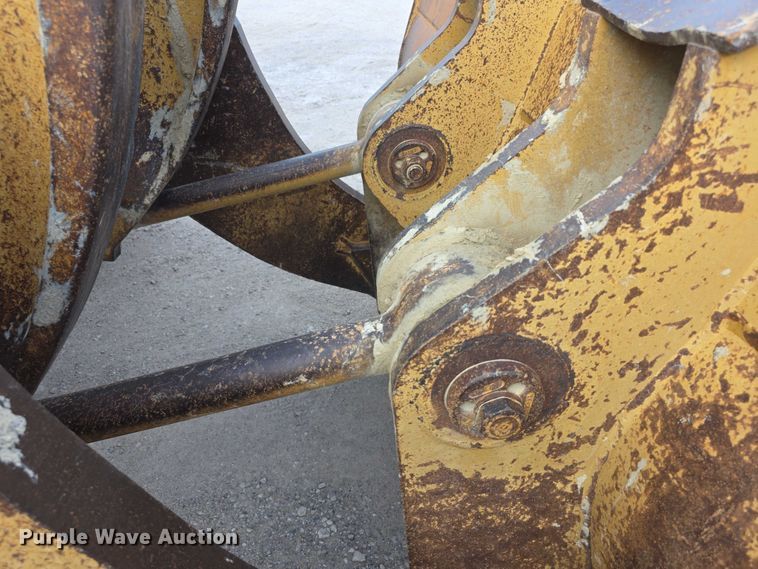 image for item FI0595 1997 Caterpillar 988F wheel loader