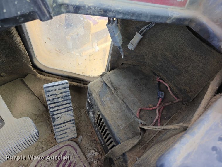 image for item FI0595 1997 Caterpillar 988F wheel loader