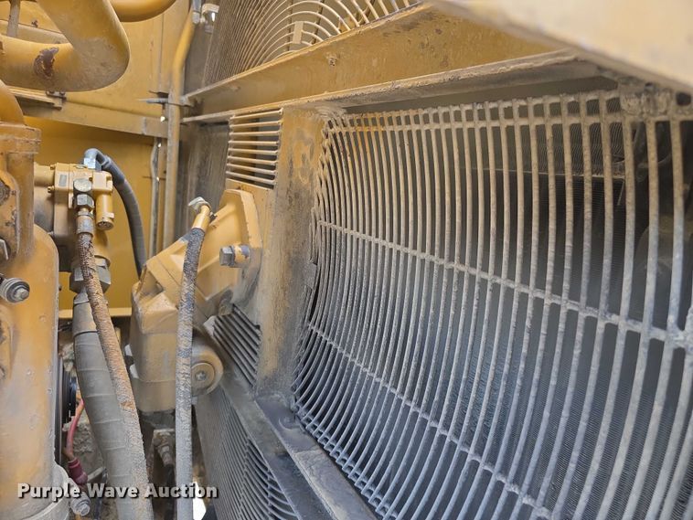 image for item FI0595 1997 Caterpillar 988F wheel loader