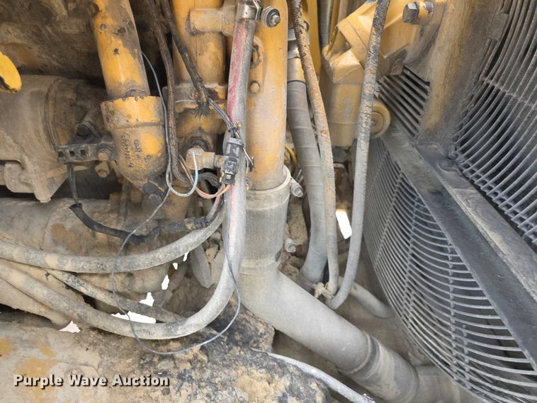 image for item FI0595 1997 Caterpillar 988F wheel loader