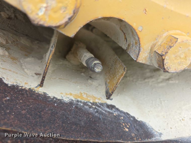 image for item FI0595 1997 Caterpillar 988F wheel loader