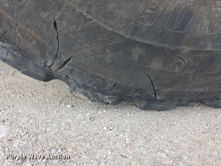 image for item FI0595 1997 Caterpillar 988F wheel loader