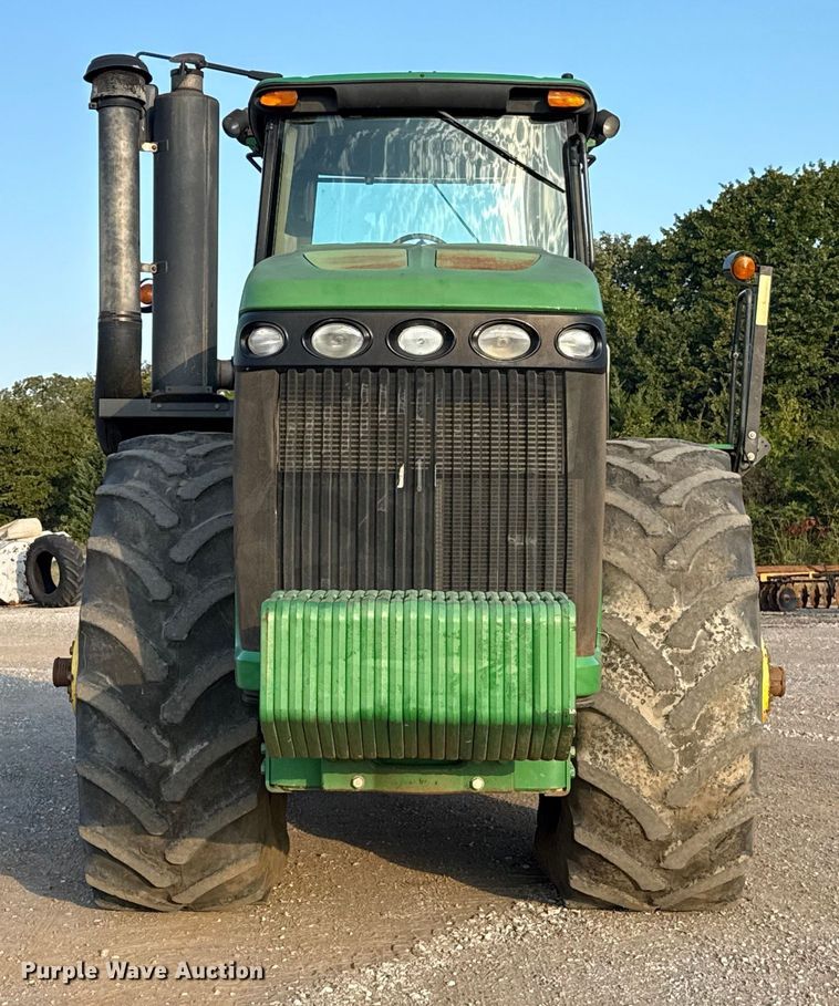 image for item GH9372 2008 John Deere 9530 Scraper Special 4WD tractor