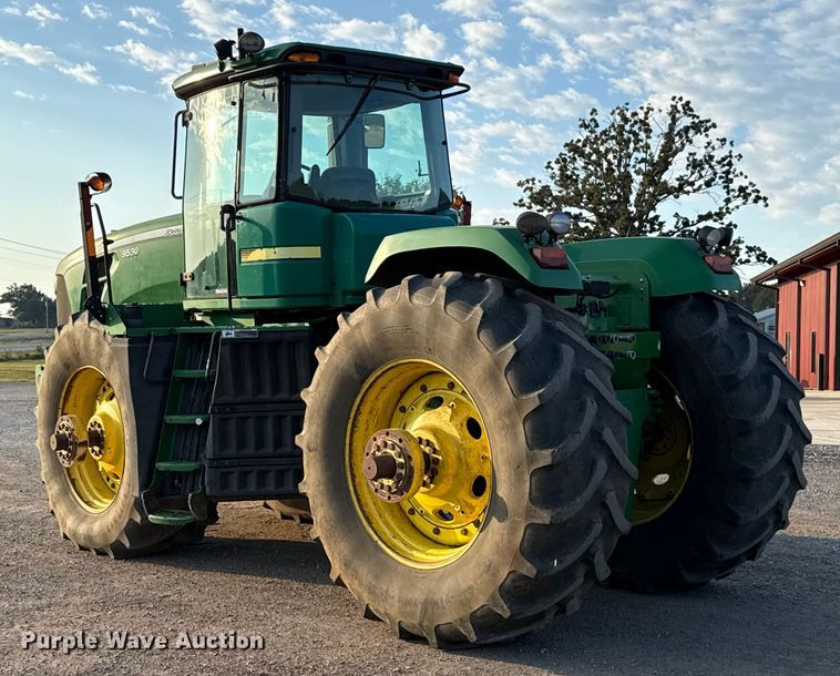 image for item GH9372 2008 John Deere 9530 Scraper Special 4WD tractor