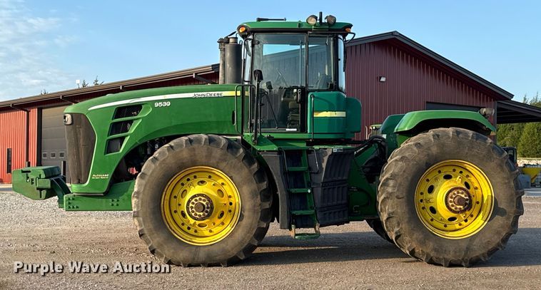 image for item GH9372 2008 John Deere 9530 Scraper Special 4WD tractor