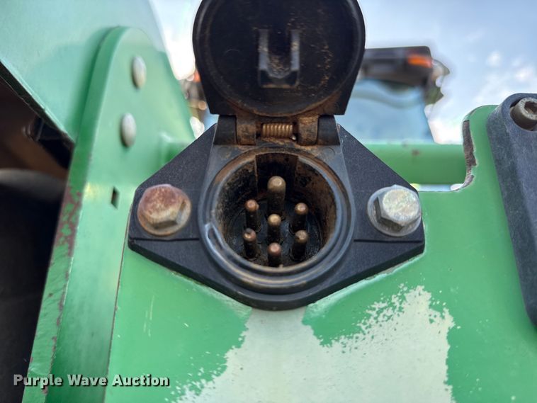 image for item GH9372 2008 John Deere 9530 Scraper Special 4WD tractor