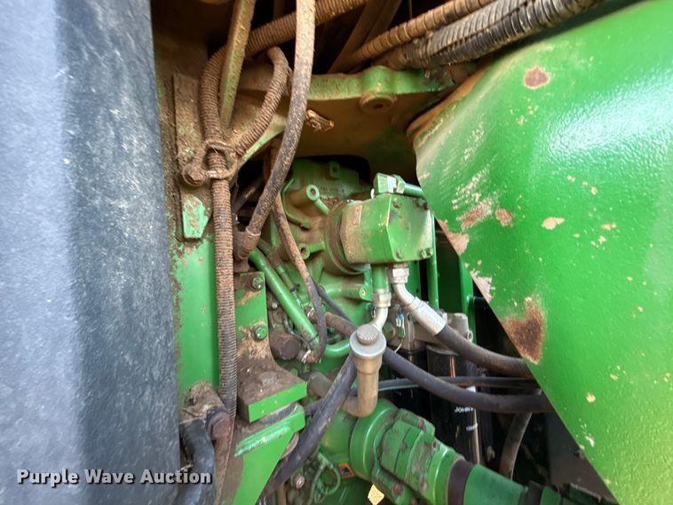 image for item GH9372 2008 John Deere 9530 Scraper Special 4WD tractor