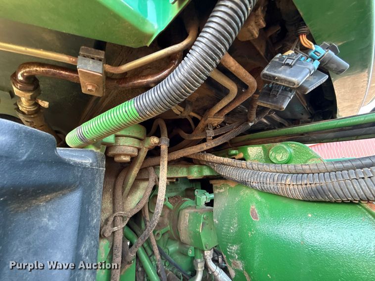 image for item GH9372 2008 John Deere 9530 Scraper Special 4WD tractor