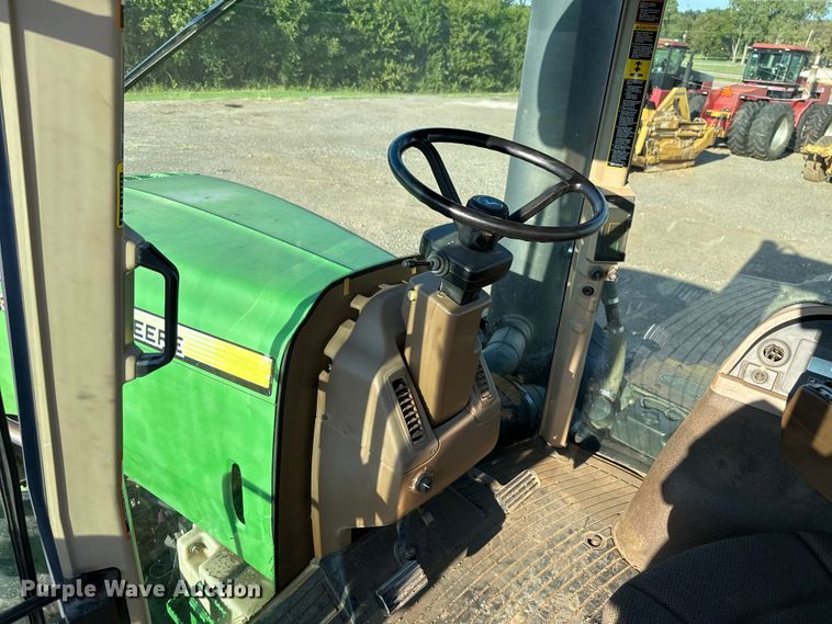 image for item GH9372 2008 John Deere 9530 Scraper Special 4WD tractor