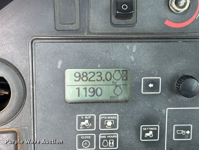 image for item GH9372 2008 John Deere 9530 Scraper Special 4WD tractor