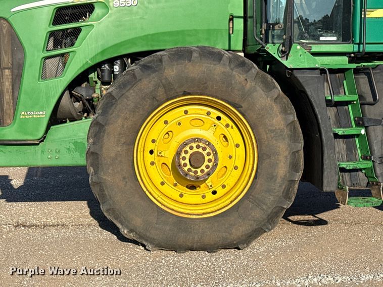image for item GH9372 2008 John Deere 9530 Scraper Special 4WD tractor