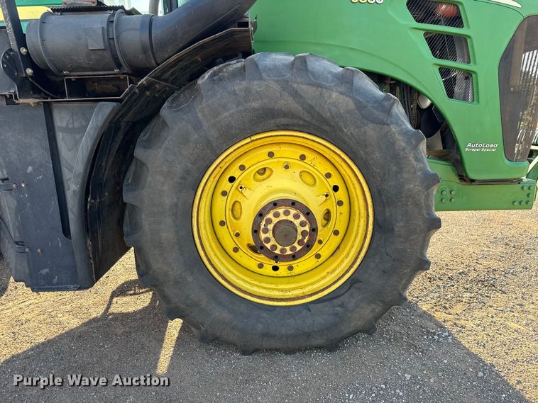 image for item GH9372 2008 John Deere 9530 Scraper Special 4WD tractor