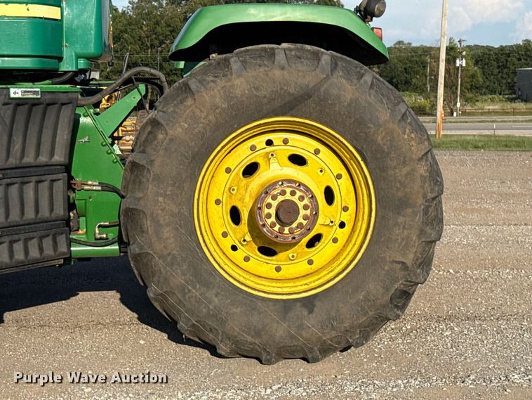 image for item GH9372 2008 John Deere 9530 Scraper Special 4WD tractor