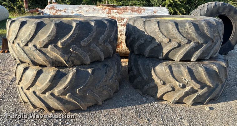 image for item GH9372 2008 John Deere 9530 Scraper Special 4WD tractor