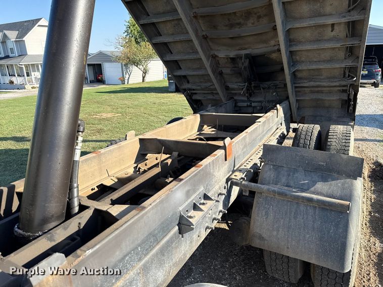 image for item GH9378 1997 Mack CH613 dump truck