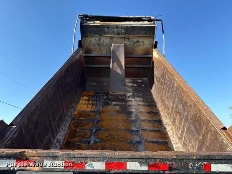 image for item GH9378 1997 Mack CH613 dump truck