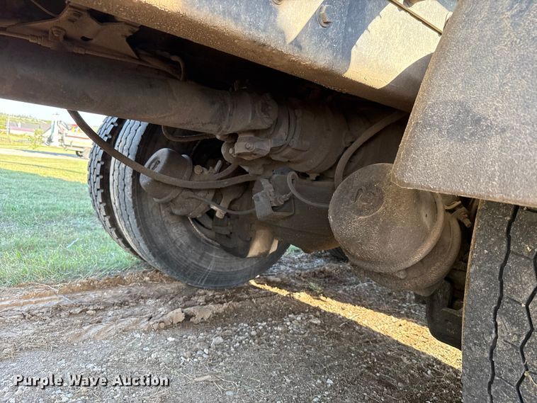 image for item GH9378 1997 Mack CH613 dump truck