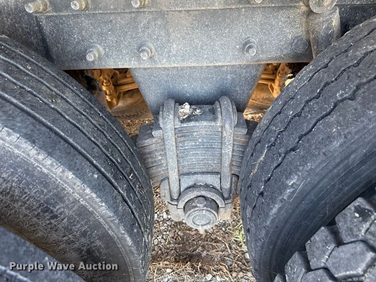 image for item GH9378 1997 Mack CH613 dump truck