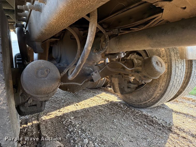 image for item GH9378 1997 Mack CH613 dump truck