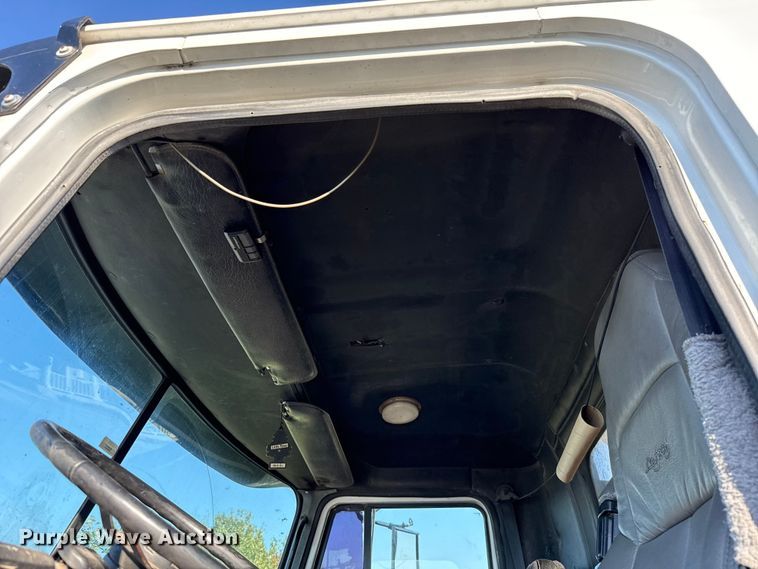 image for item GH9378 1997 Mack CH613 dump truck