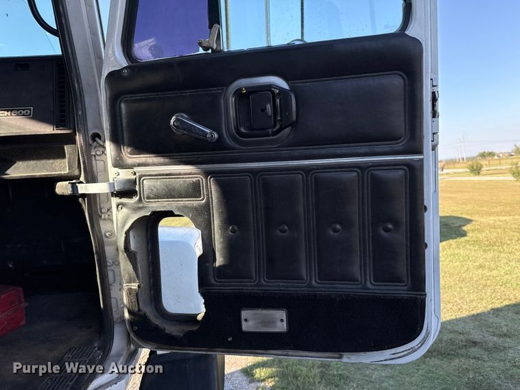 image for item GH9378 1997 Mack CH613 dump truck