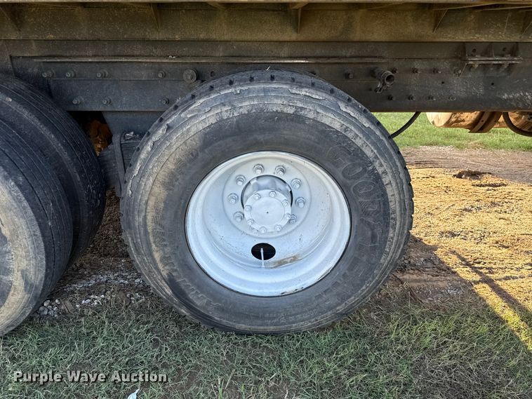 image for item GH9378 1997 Mack CH613 dump truck