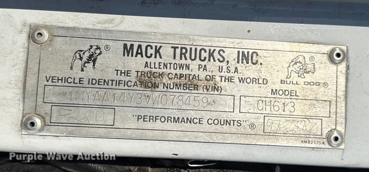 image for item GH9378 1997 Mack CH613 dump truck