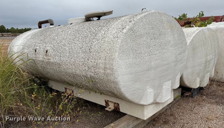 image for item GH9435 (2) tanks