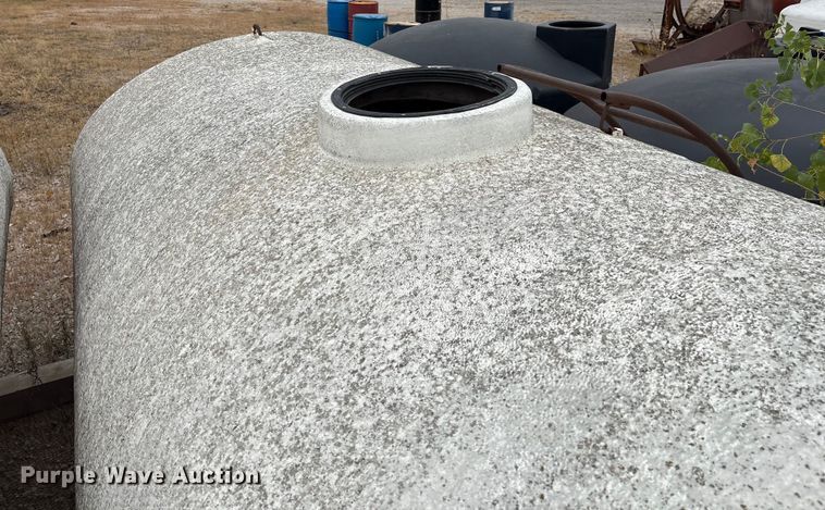 image for item GH9435 (2) tanks