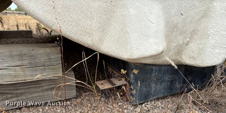 image for item GH9435 (2) tanks