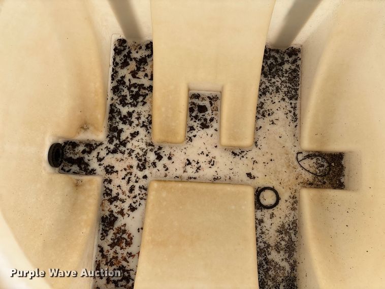 image for item GH9437 (5) poly Tanks