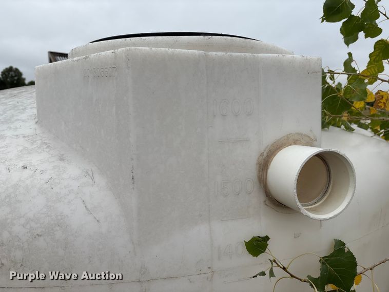 image for item GH9437 (5) poly Tanks