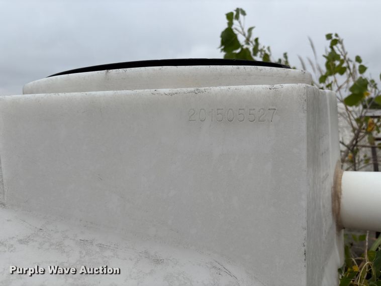 image for item GH9437 (5) poly Tanks