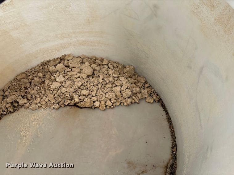 image for item GH9437 (5) poly Tanks