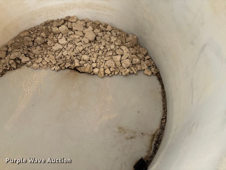 image for item GH9437 (5) poly Tanks