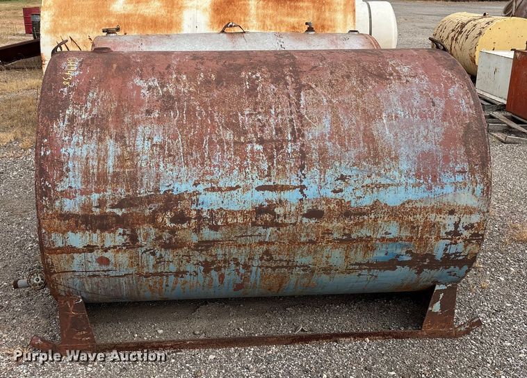 image for item GH9438 (4) steel tanks