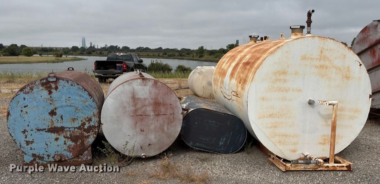 image for item GH9438 (4) steel tanks