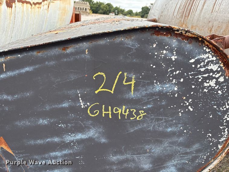 image for item GH9438 (4) steel tanks