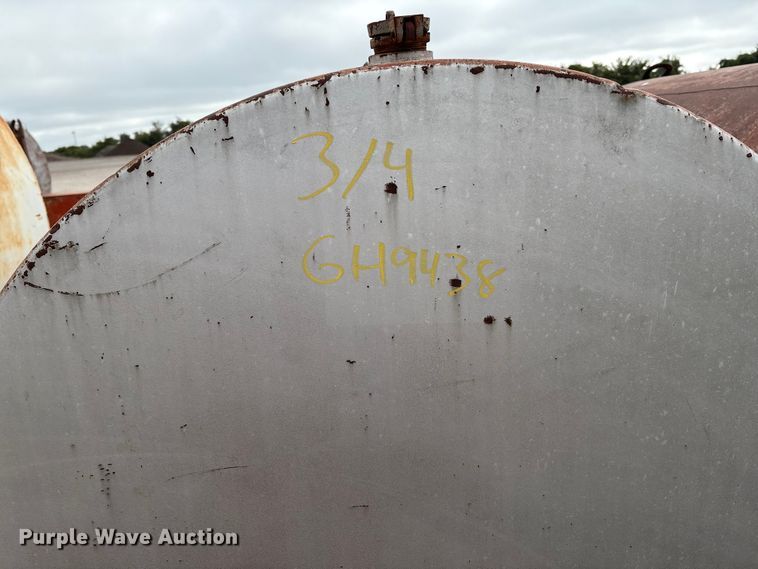 image for item GH9438 (4) steel tanks