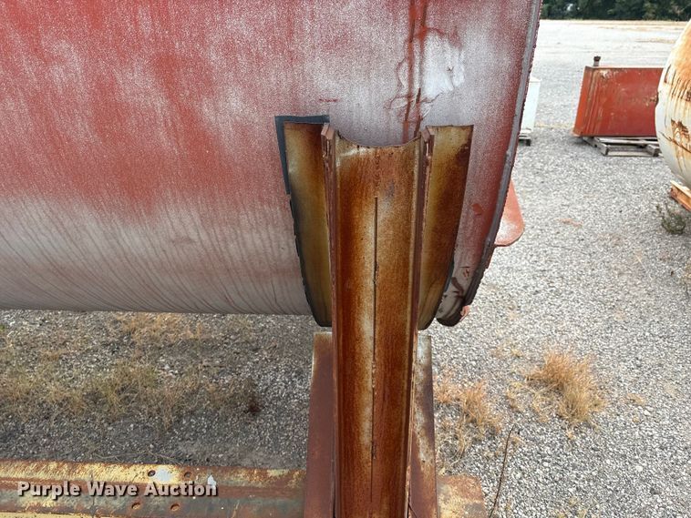 image for item GH9439 Tank