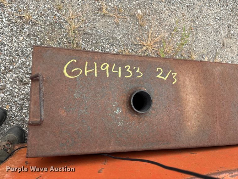 image for item GH9443 (3) fuel transfer tank