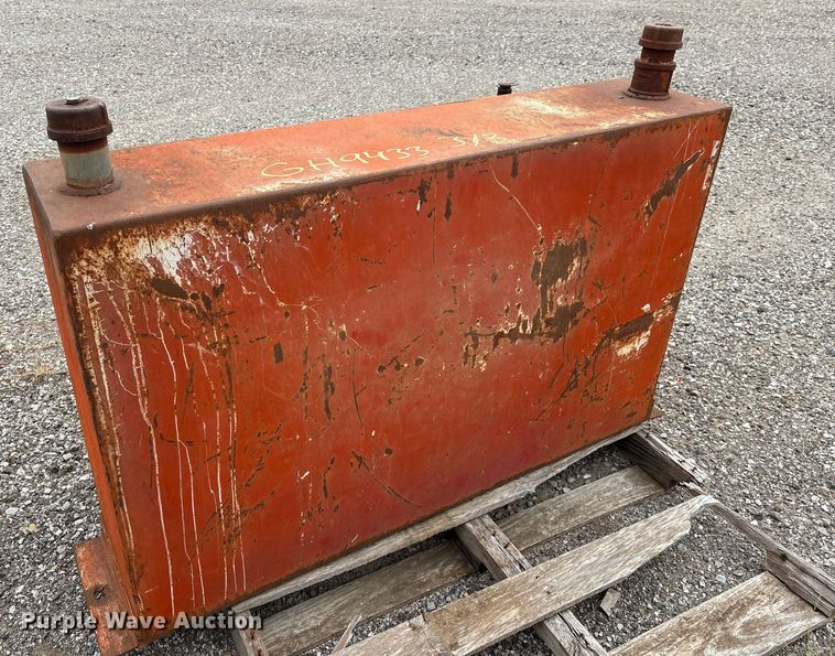 image for item GH9443 (3) fuel transfer tank