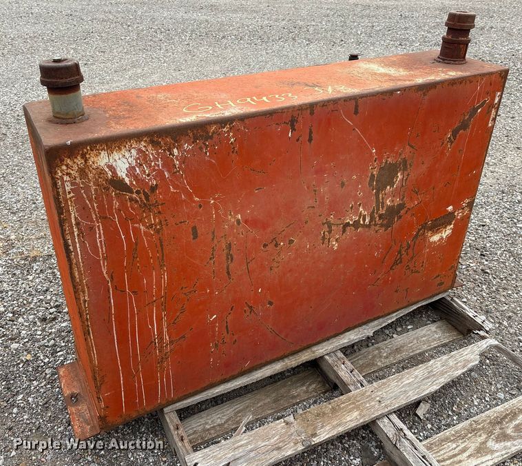 image for item GH9443 (3) fuel transfer tank