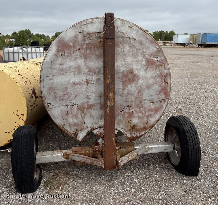 image for item GH9444 Fuel trailer