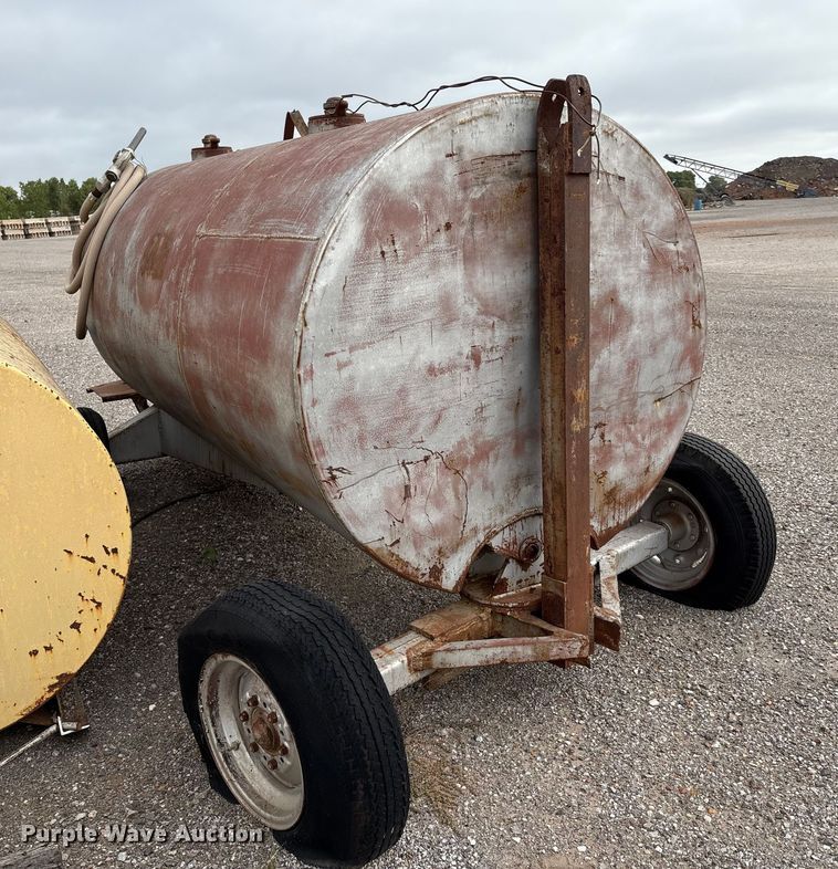 image for item GH9444 Fuel trailer